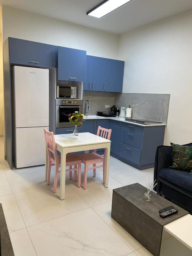 Port - Luxury 50 Mtrs From The Apartment *
