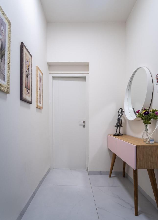 Apartment Port - Luxury 50 Mtrs From The