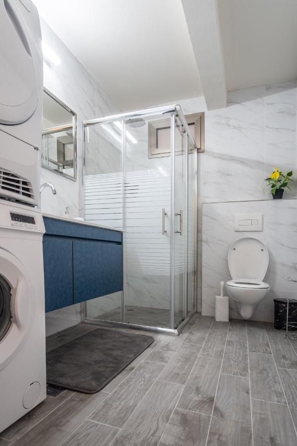 Port - Luxury 50 Mtrs From The Apartment *